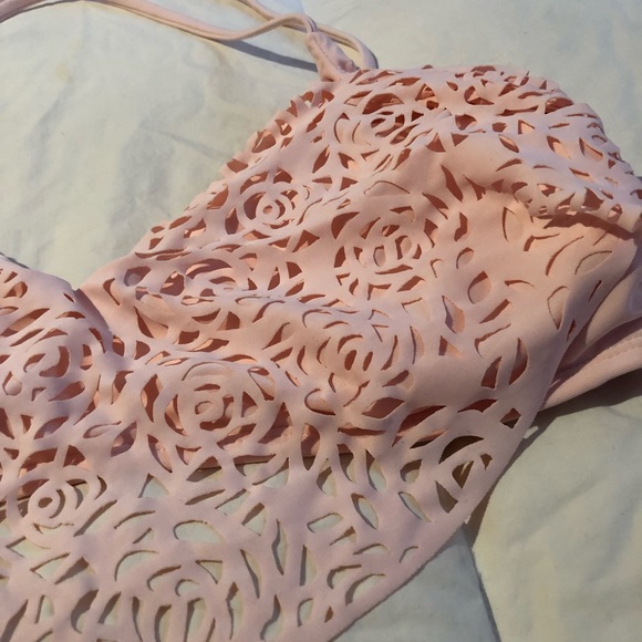 light pink bikini top - Picture 4 of 5